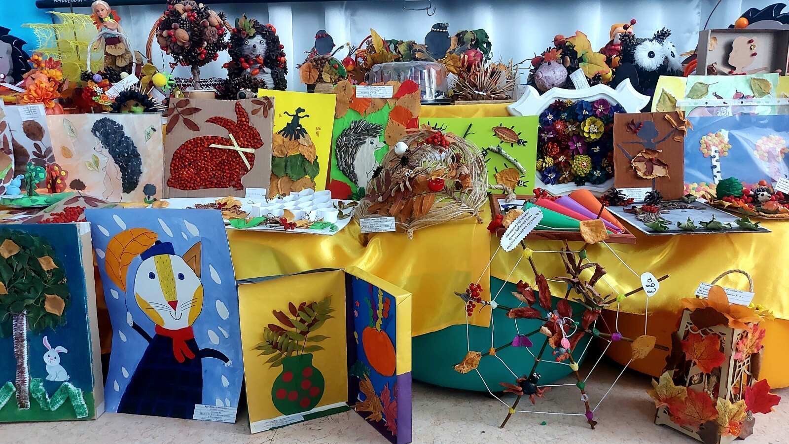 Экспозиции творческих работ обучающихся